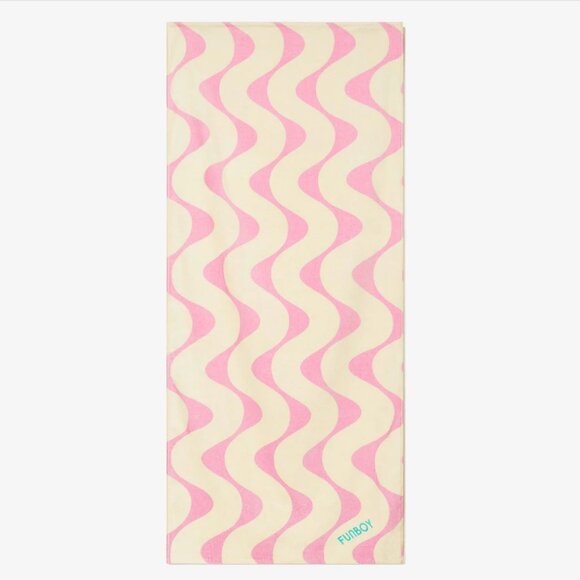 FUNBOY Poolside Leisure Club Beach Towel NWT Pink and White Fun Stripes Pool - Picture 2 of 5